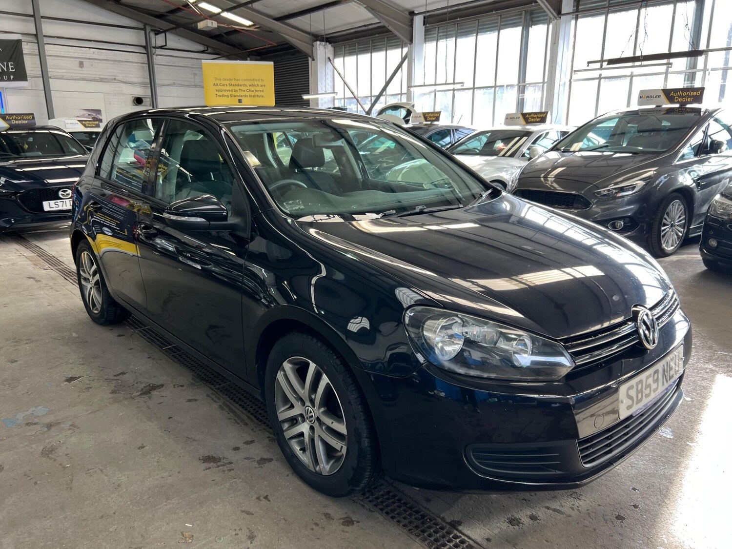 Used Volkswagen Golf for sale - 78020223: Photo 5