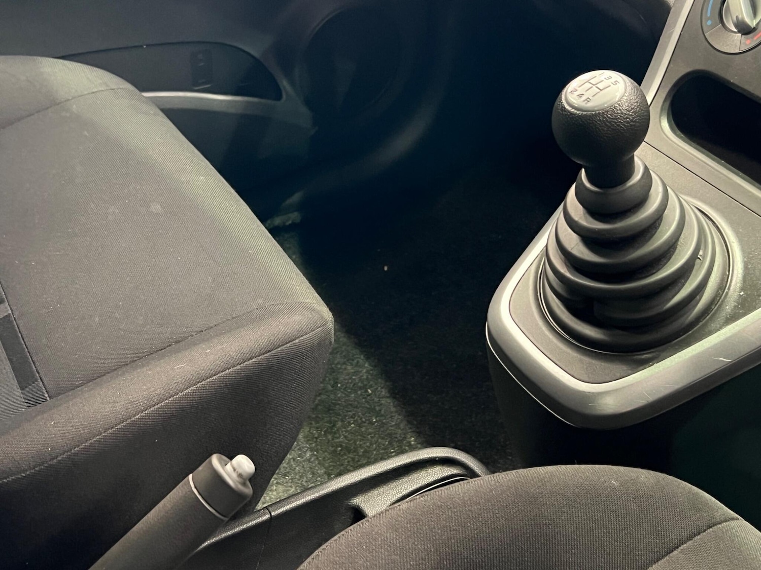 Used Suzuki Splash 2011 for sale - 76727196: Photo 17