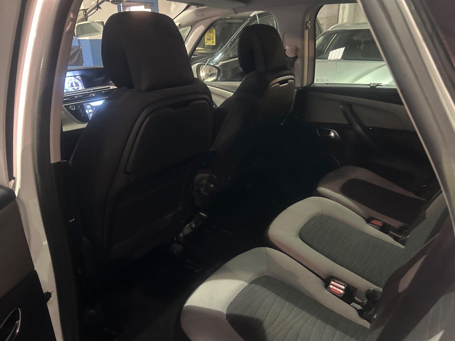 Used Citroen C4 Picasso 2014 for sale - 77291867: Photo 23