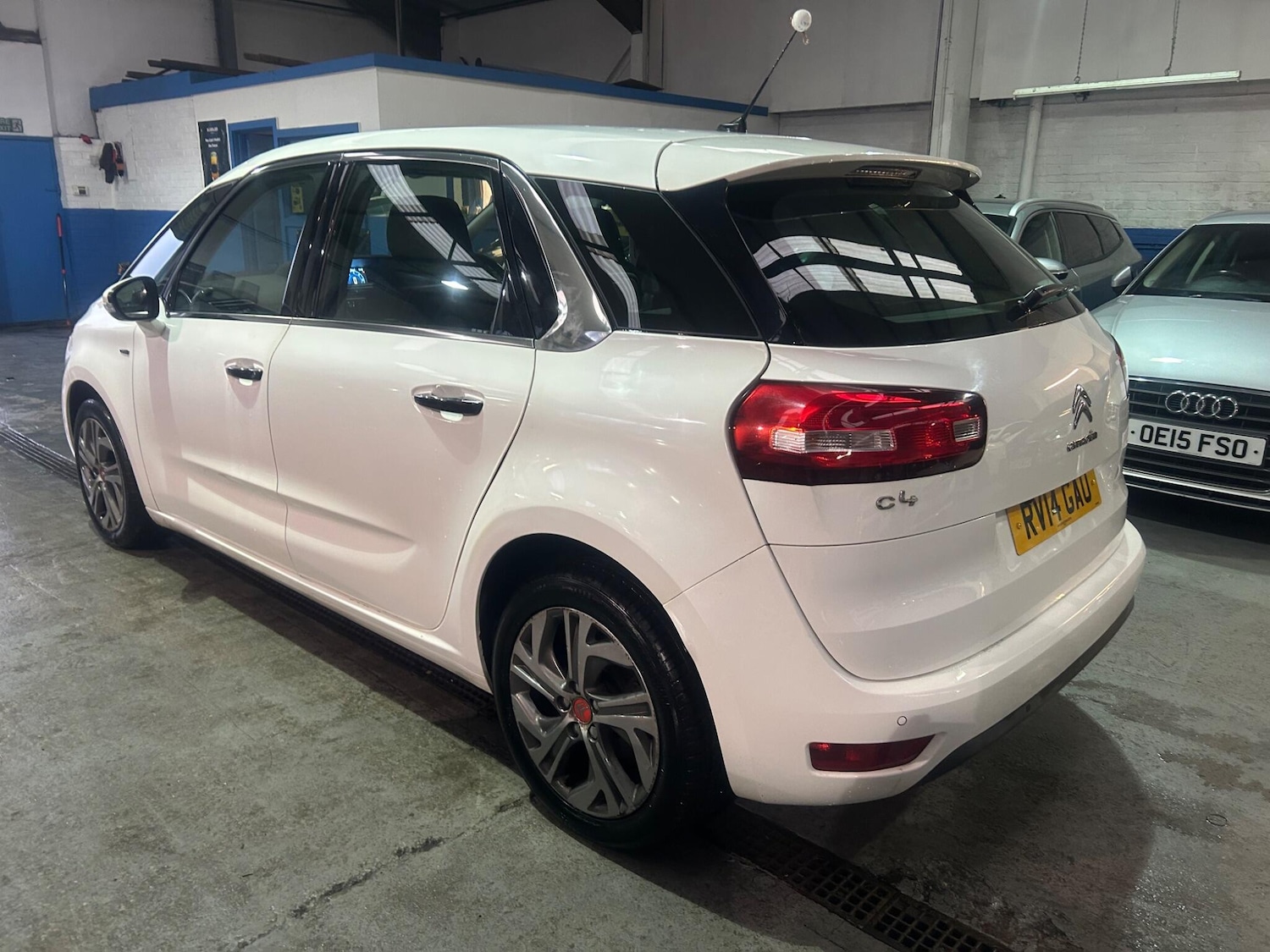 Used Citroen C4 Picasso 2014 for sale - 77291867: Photo 7