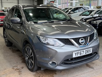 Used Nissan Qashqai 2017 for sale - 78796714: Photo