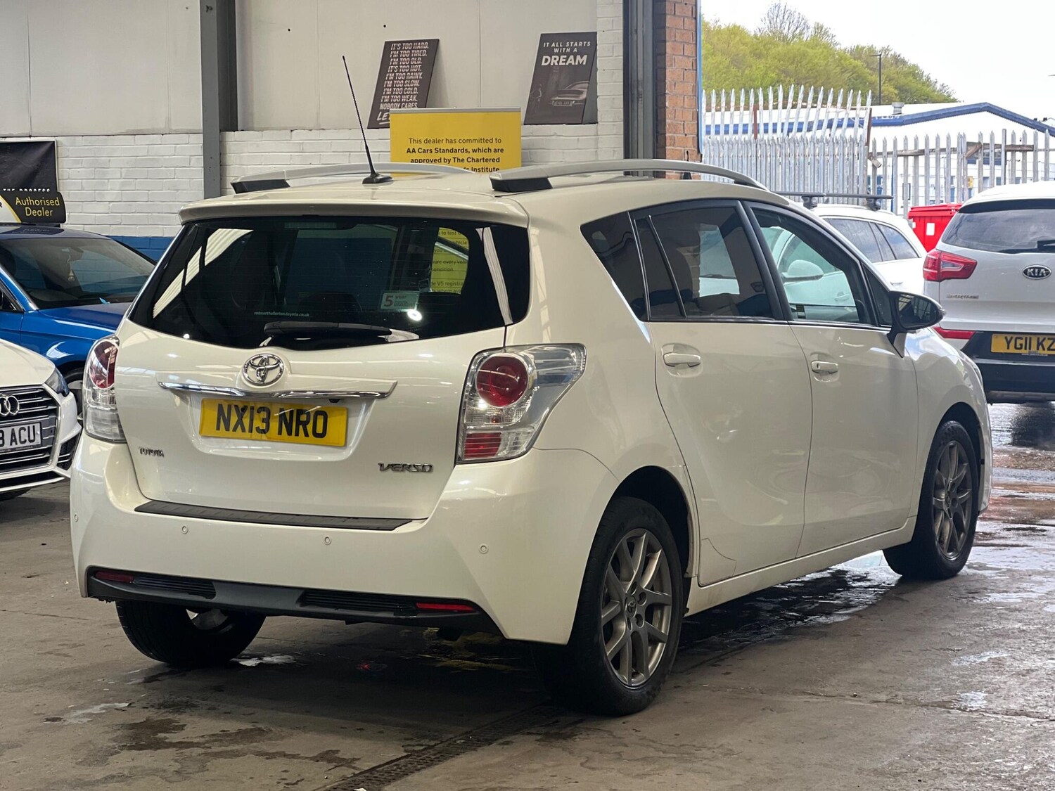 Used Toyota Verso for sale - 78214514: Photo 9