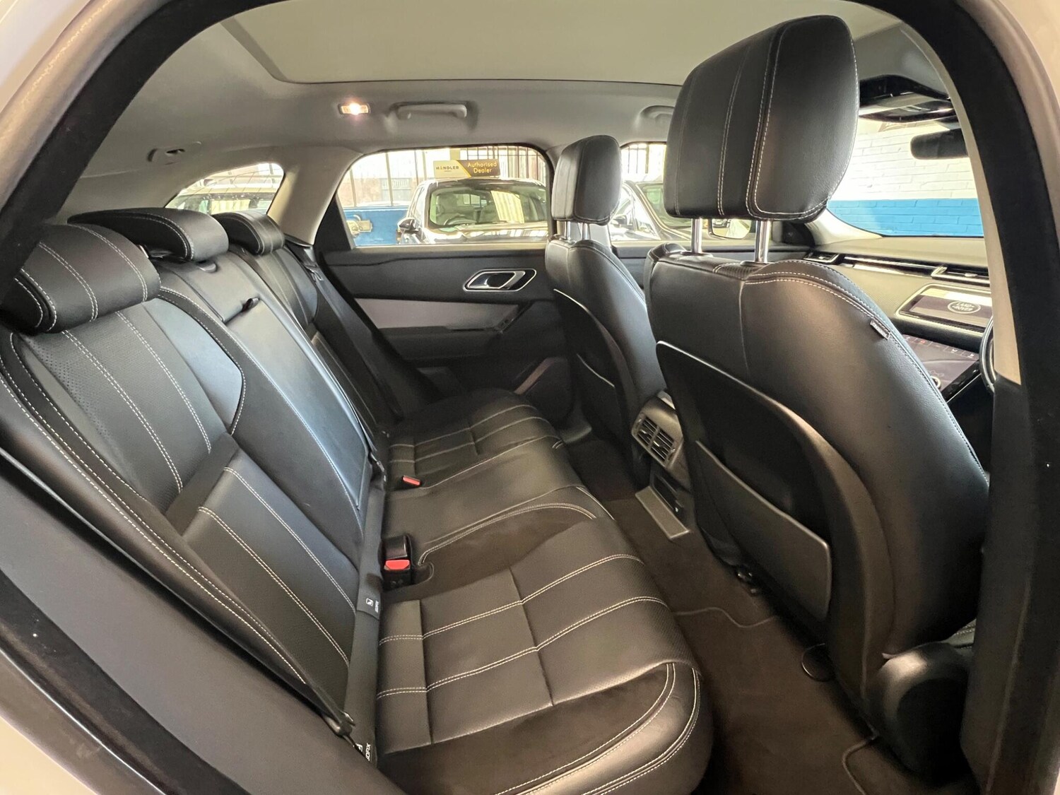 Used Land Rover Range Rover Velar 2018 for sale - 77839811: Photo 21