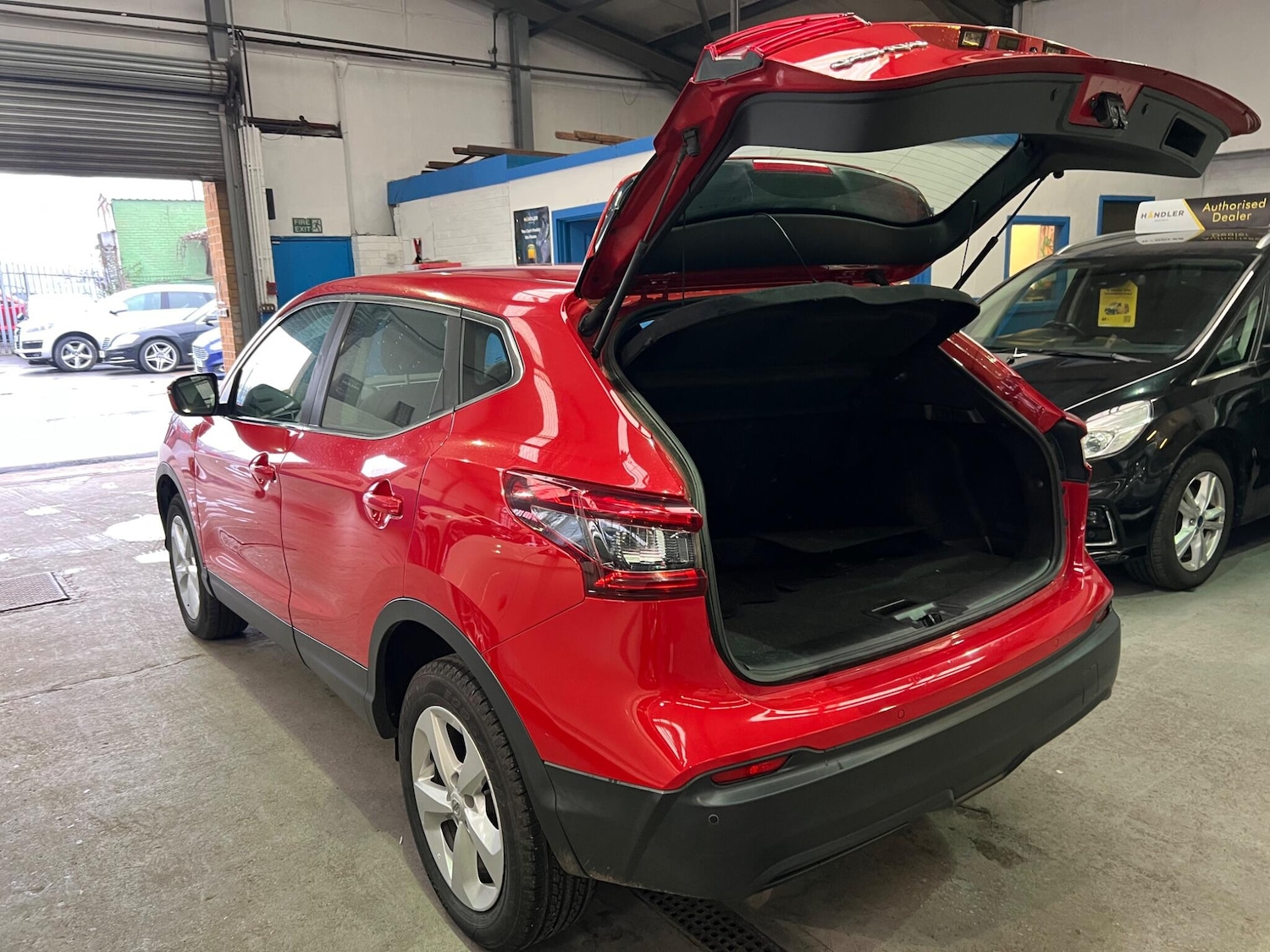Used Nissan Qashqai 2019 for sale - 77441288: Photo 17