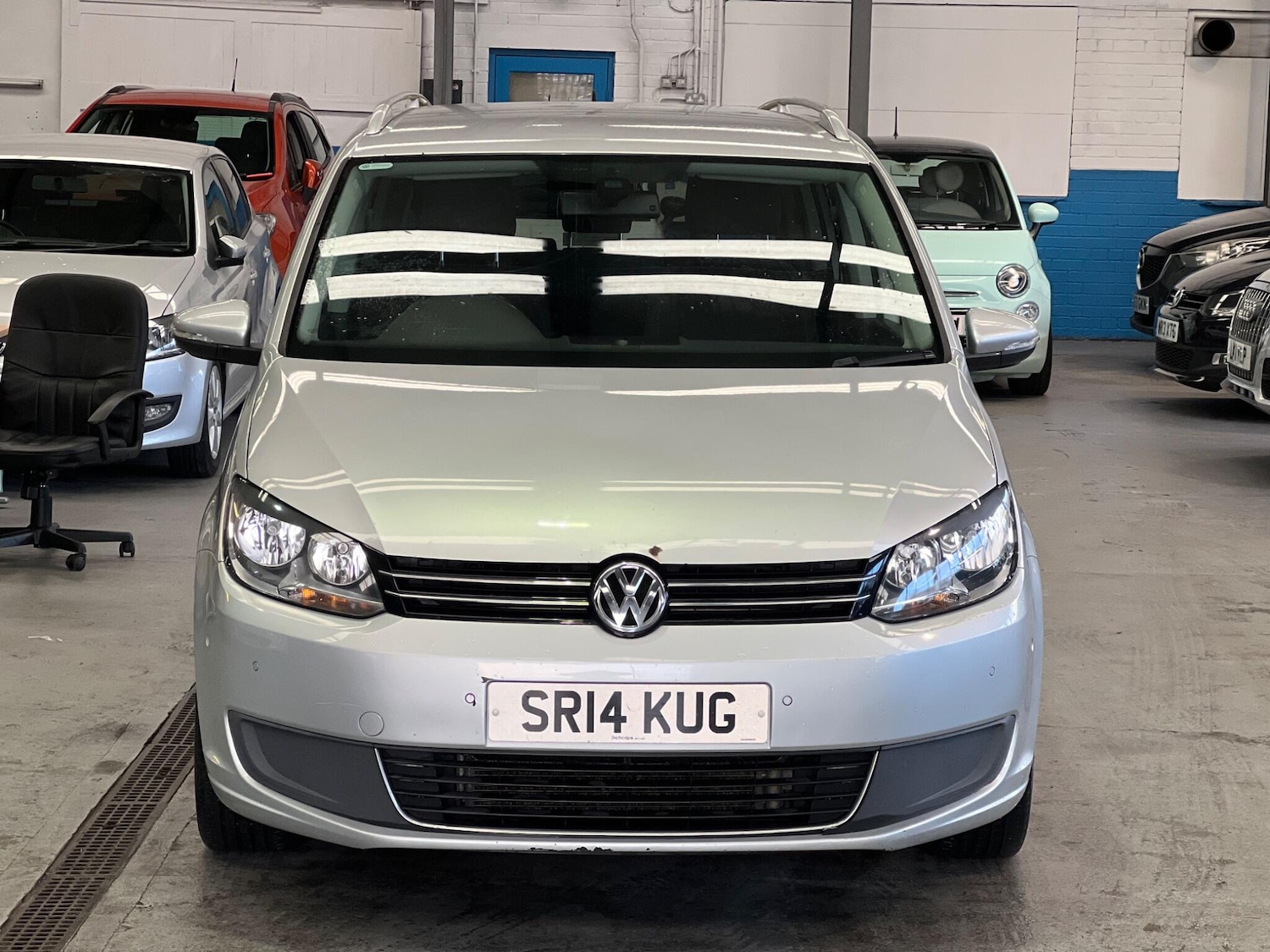 Used Volkswagen Touran 2014 for sale - 77574156: Photo 4