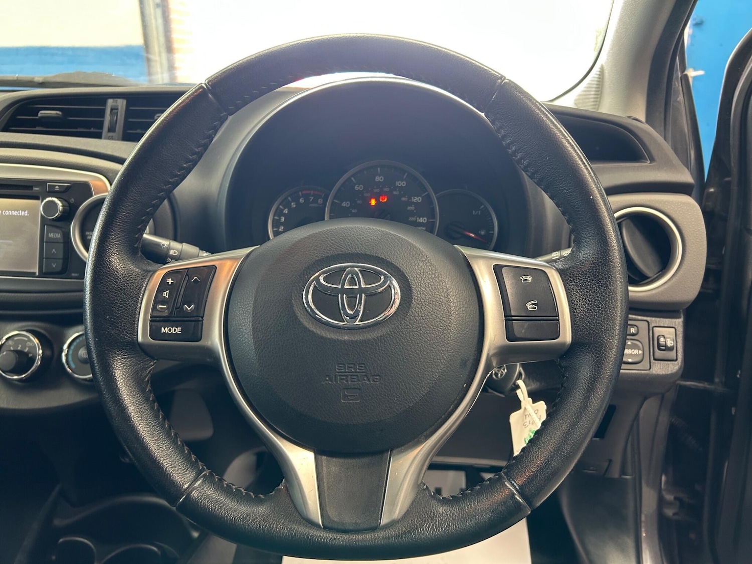 Used Toyota Yaris for sale - 77824914: Photo 11