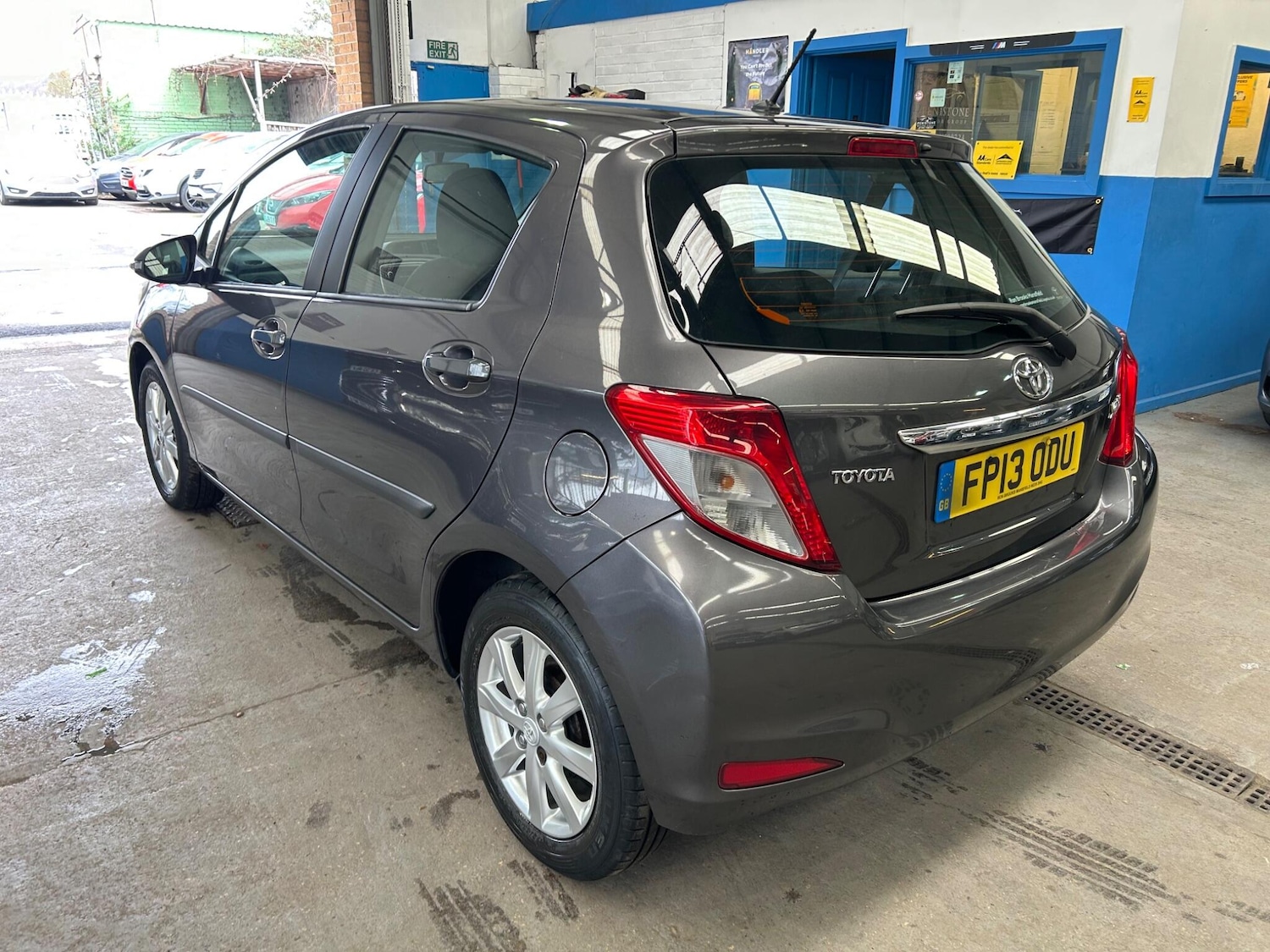 Used Toyota Yaris for sale - 77824914: Photo 5