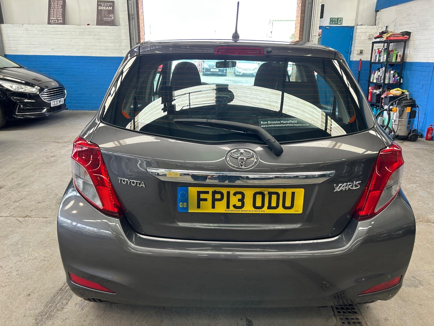 Used Toyota Yaris for sale - 77824914: Photo 7