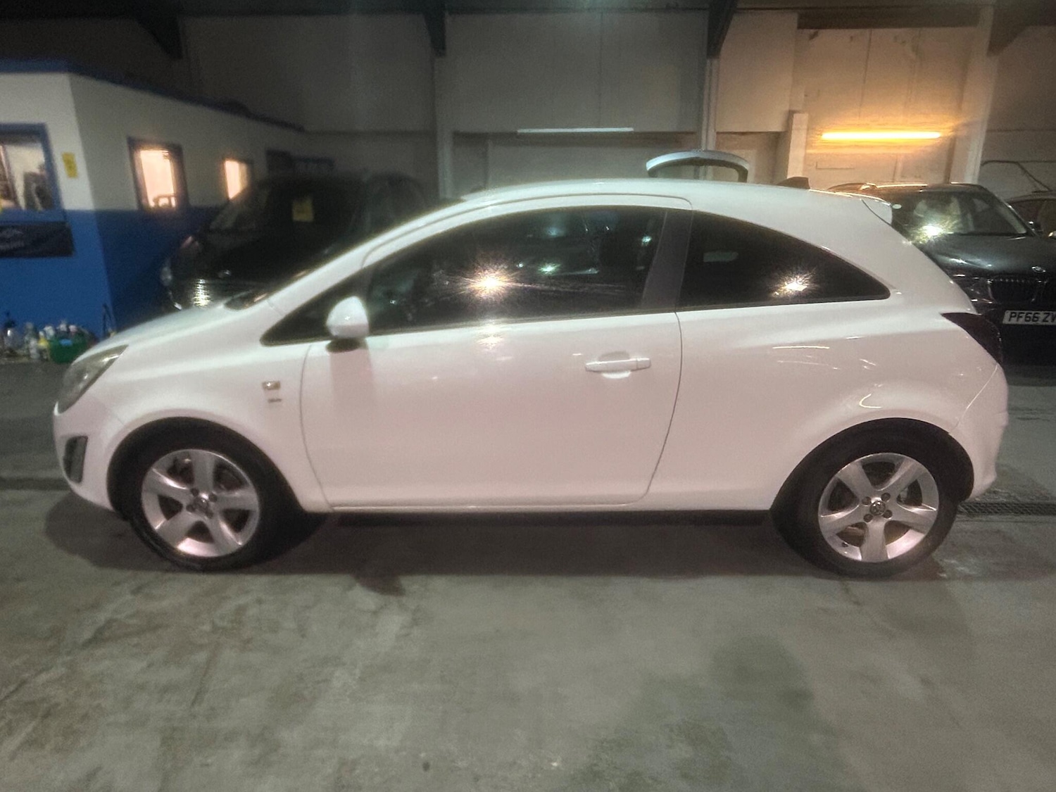 Used Vauxhall Corsa 2012 for sale - 77203413: Photo 9