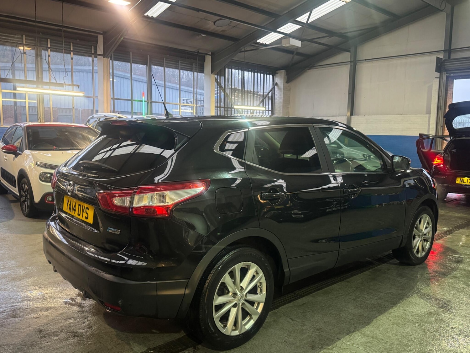 Used Nissan Qashqai 2014 for sale - 77396523: Photo 23