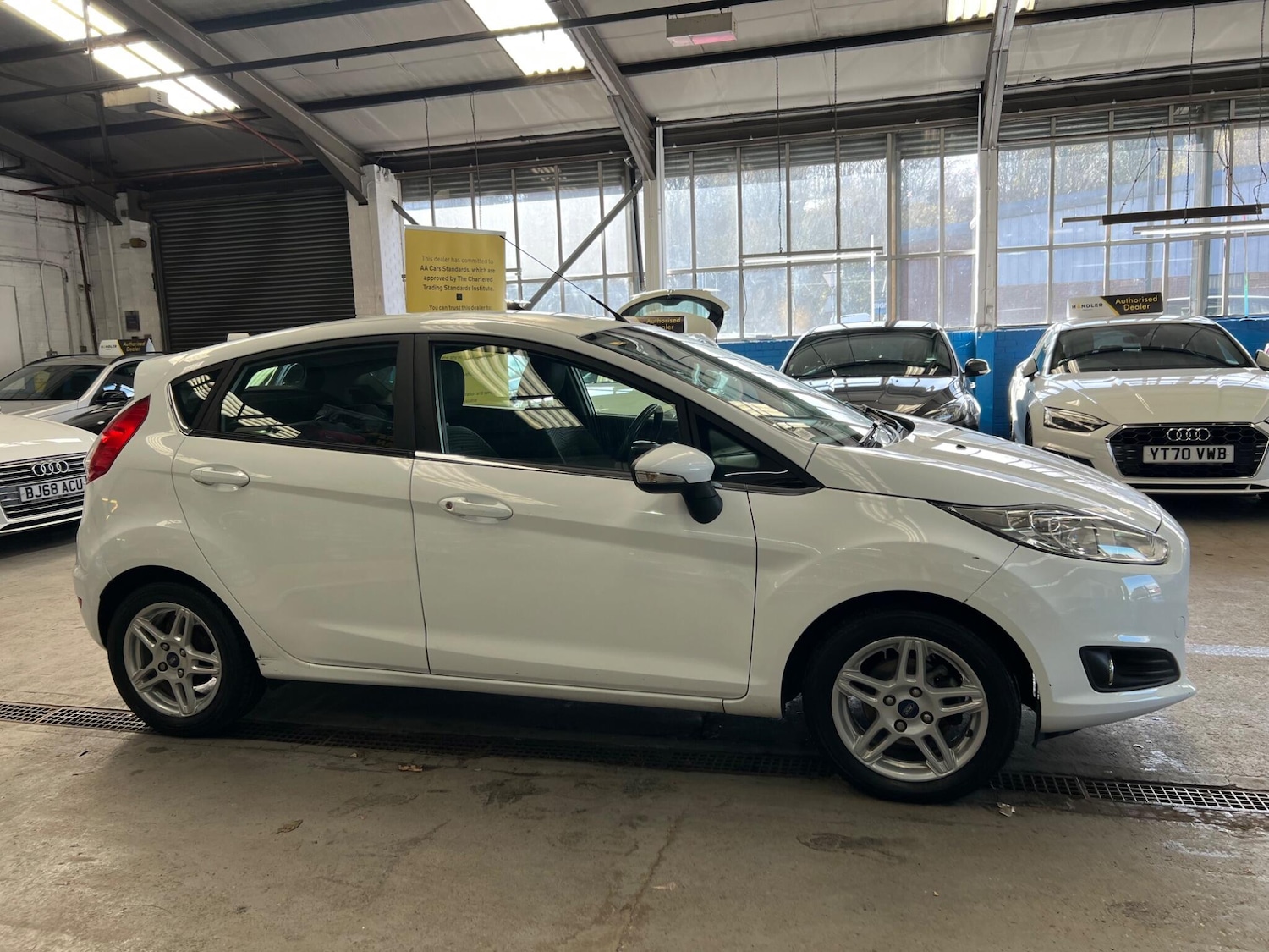 Used Ford Fiesta 2013 for sale - 78007383: Photo 6