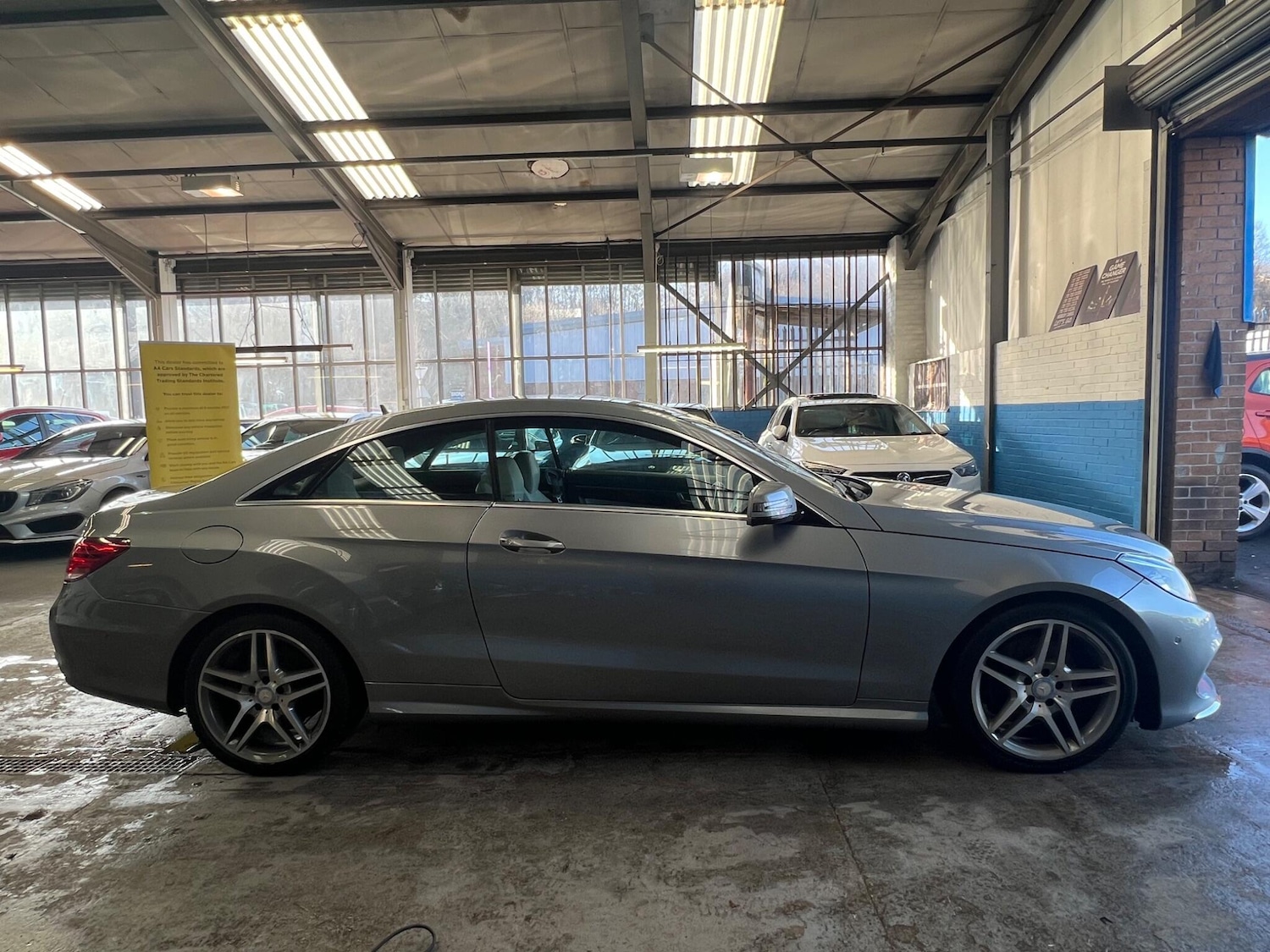 Used Mercedes-Benz E Class 2013 for sale - 77400478: Photo 12