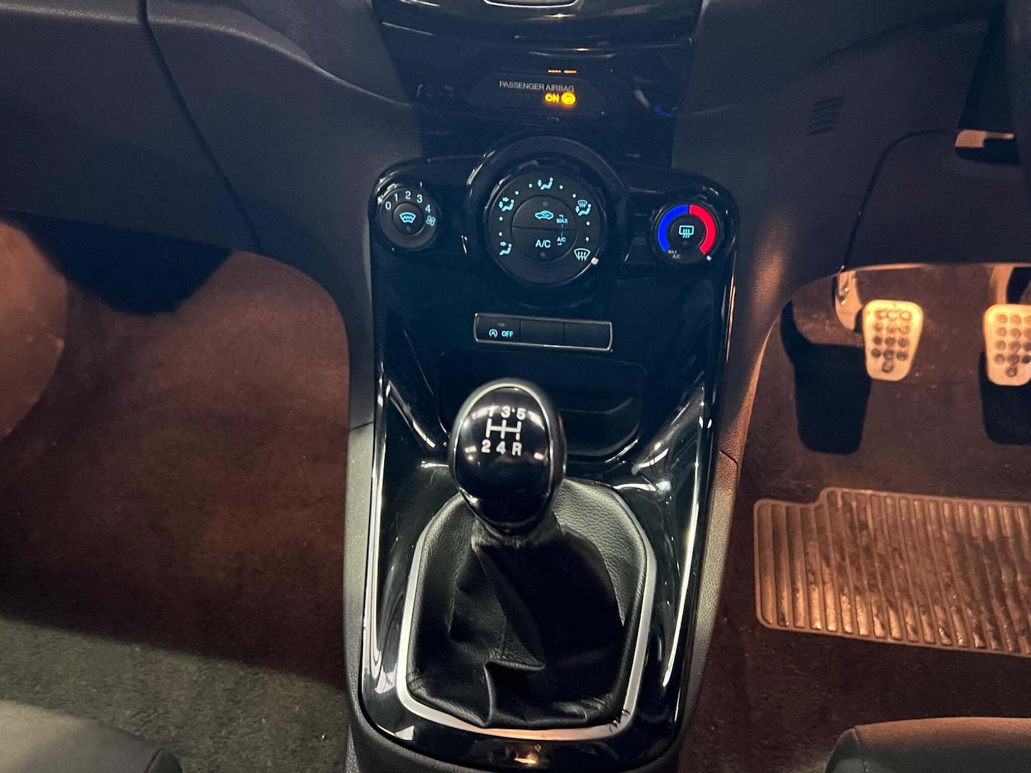 Used Ford Fiesta 2014 for sale - 77376951: Photo 21