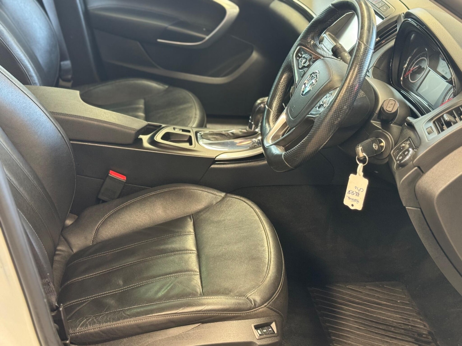 Used Vauxhall Insignia 2015 for sale - 78205233: Photo 13