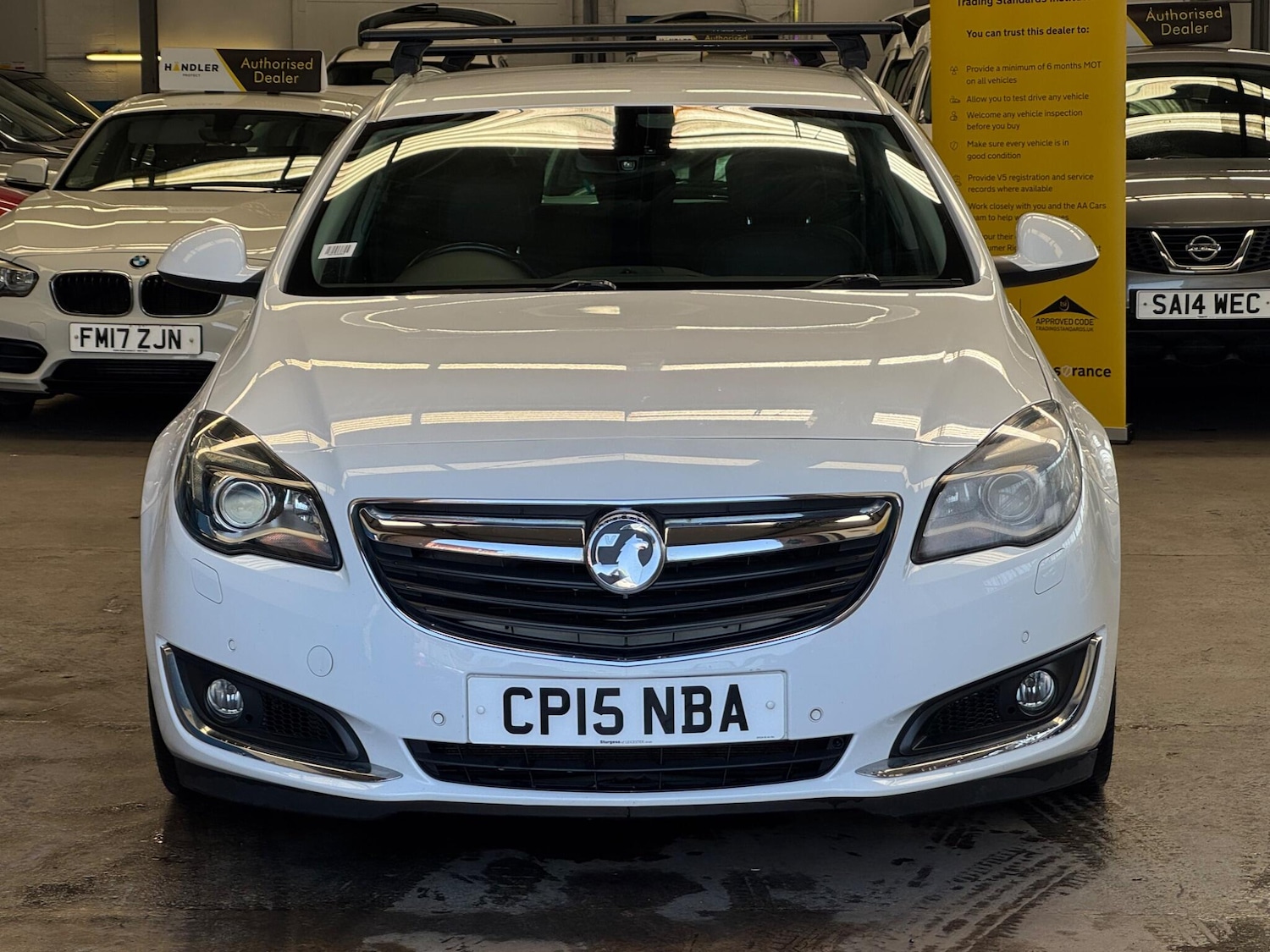 Used Vauxhall Insignia 2015 for sale - 78205233: Photo 2