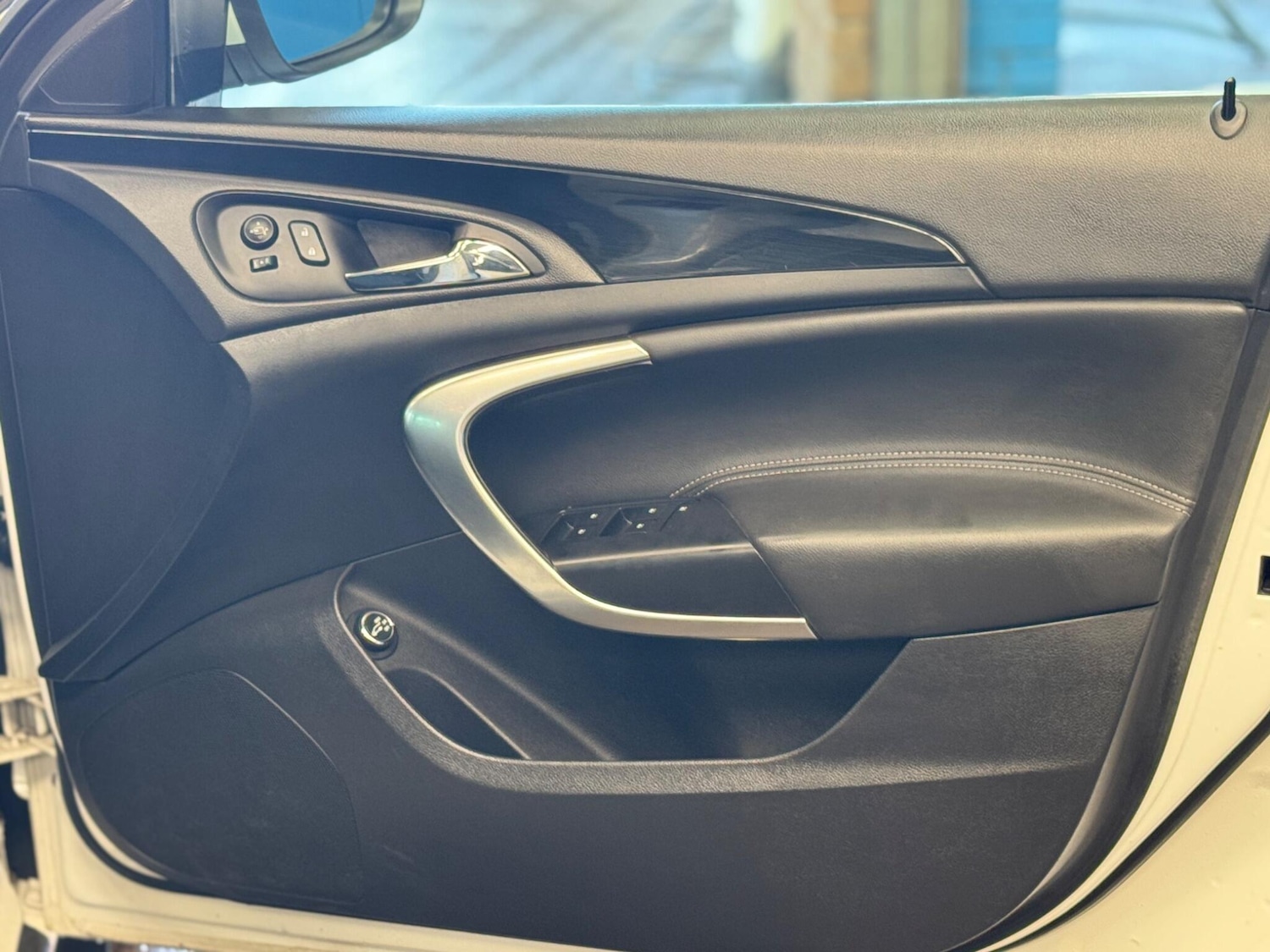 Used Vauxhall Insignia 2015 for sale - 78205233: Photo 22