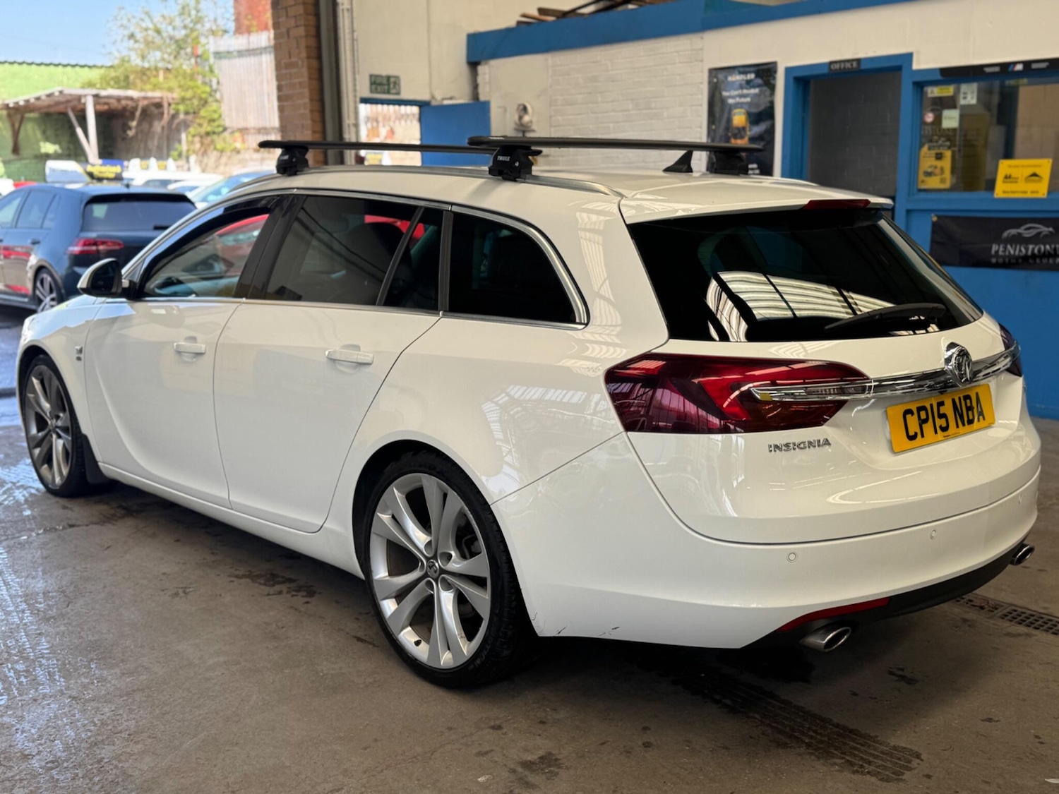 Used Vauxhall Insignia 2015 for sale - 78205233: Photo 4