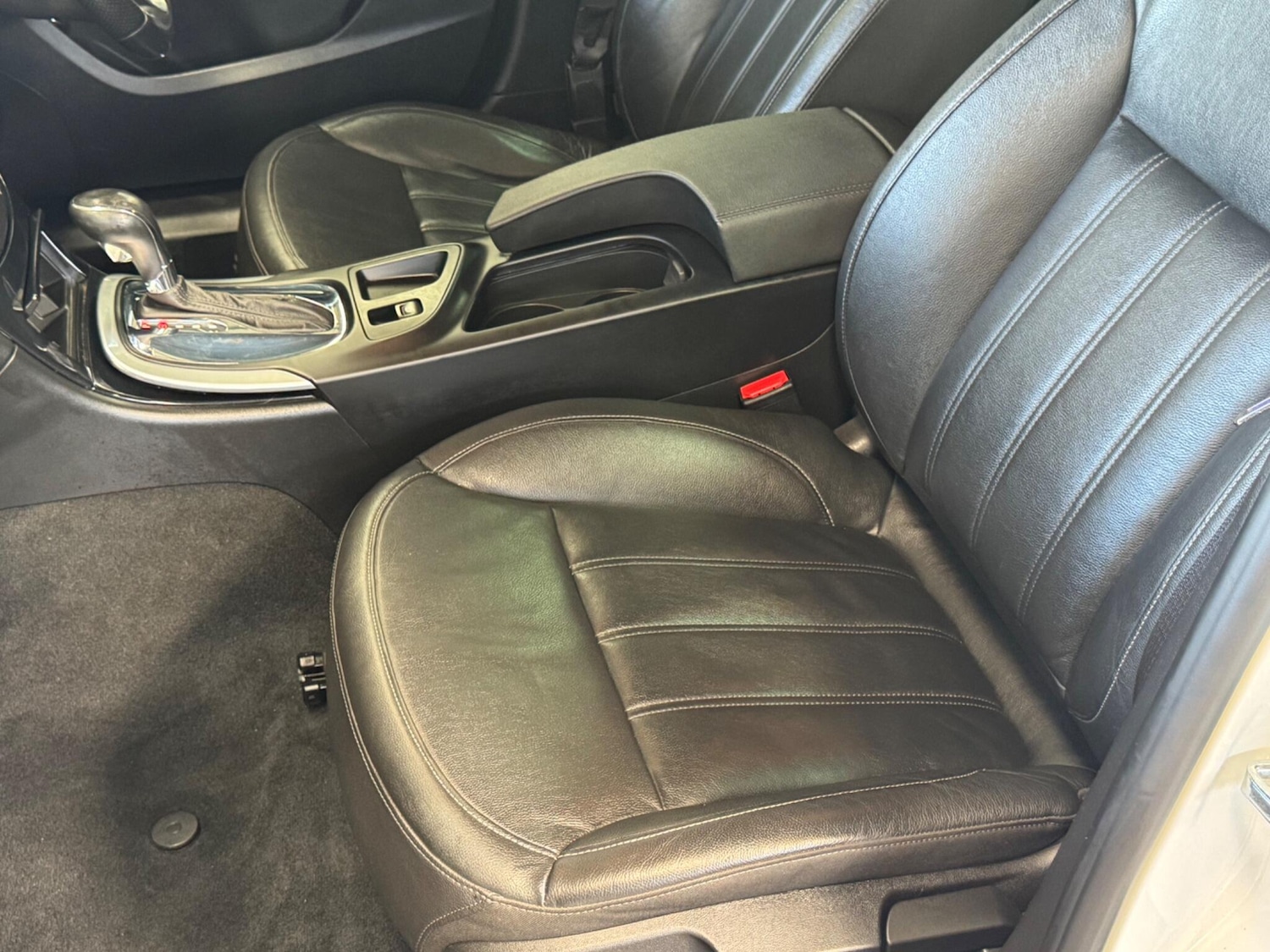 Used Vauxhall Insignia 2015 for sale - 78205233: Photo 40