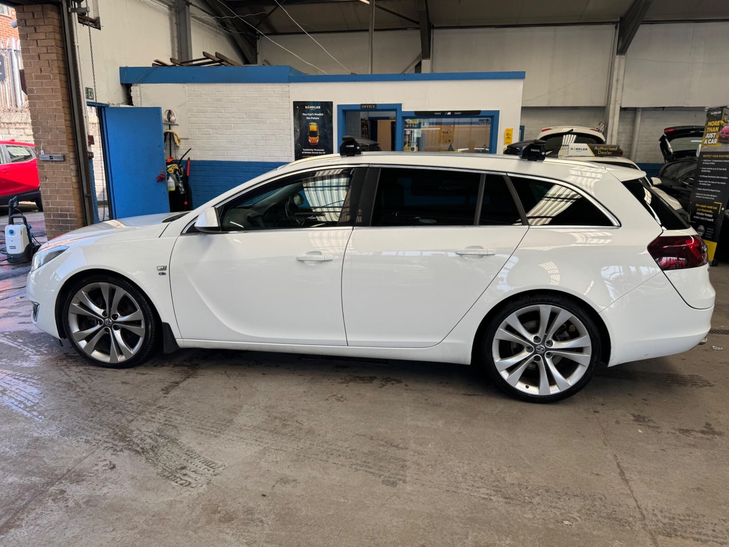 Used Vauxhall Insignia 2015 for sale - 78205233: Photo 5