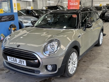 Used MINI Clubman 2018 for sale - 79235999: Photo
