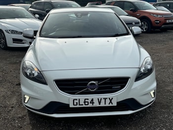 Used Volvo V40 2014 for sale - 76201073: Photo
