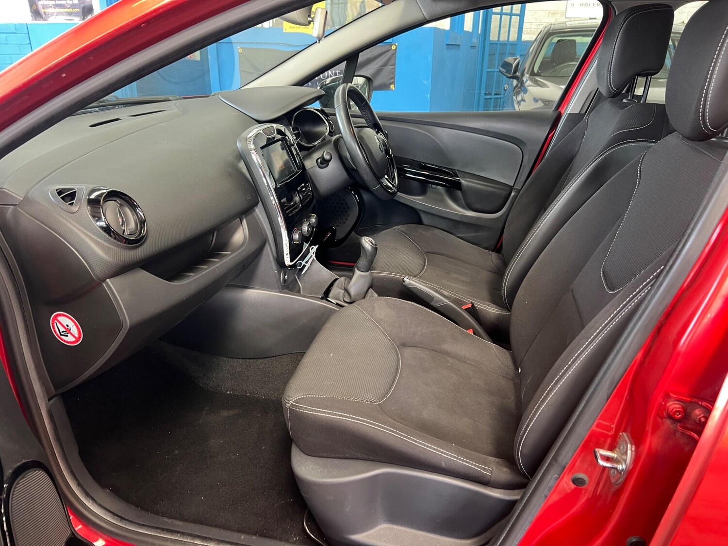 Used Renault Clio 2014 for sale - 78020016: Photo 24