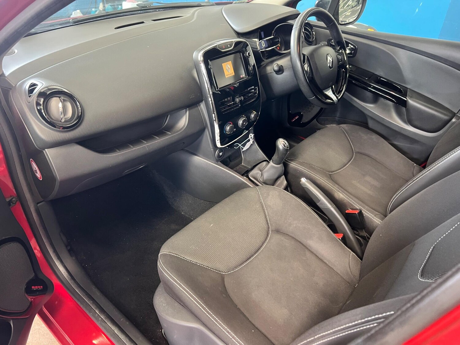 Used Renault Clio 2014 for sale - 78020016: Photo 25