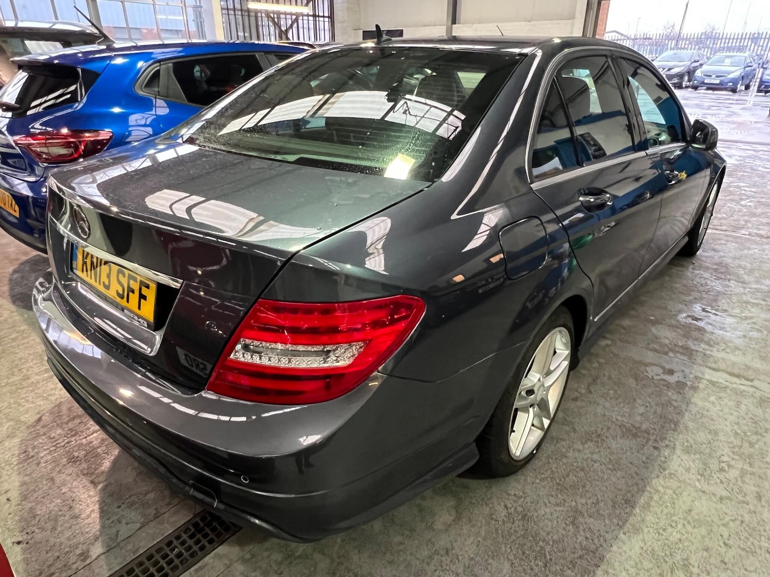 Used Mercedes-Benz C Class 2013 for sale - 77216195: Photo 8