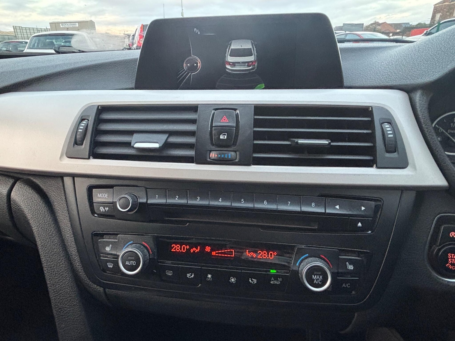 Used BMW 3 Series 2014 for sale - 76527792: Photo 24