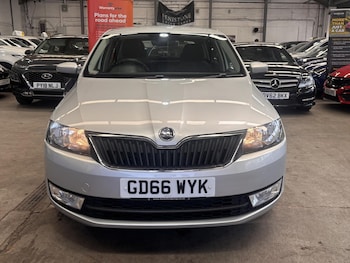 Used Skoda Rapid Spaceback 2017 for sale - 79236370: Photo