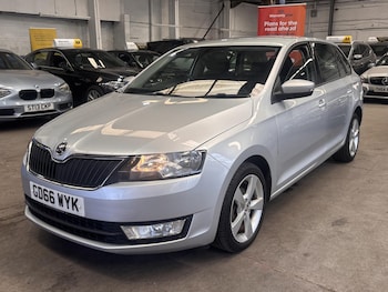 Used Skoda Rapid Spaceback 2017 for sale - 79236370: Photo