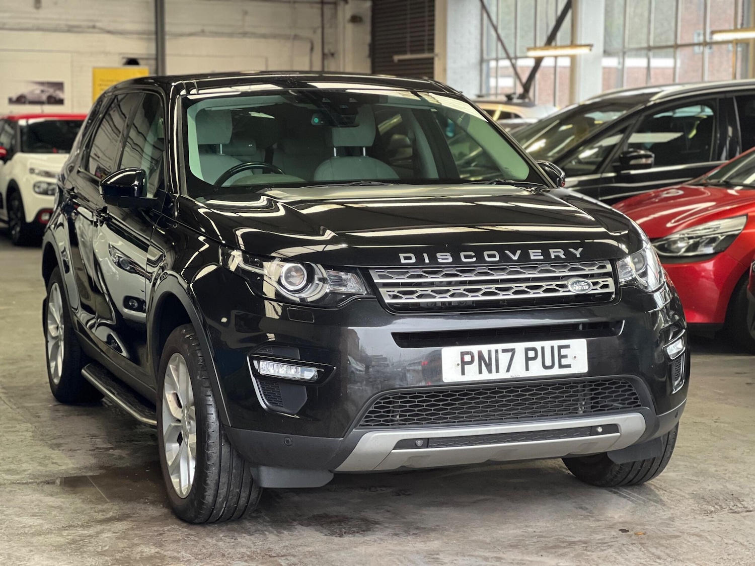 Used Land Rover Discovery Sport 2017 for sale - 77156010: Photo 1