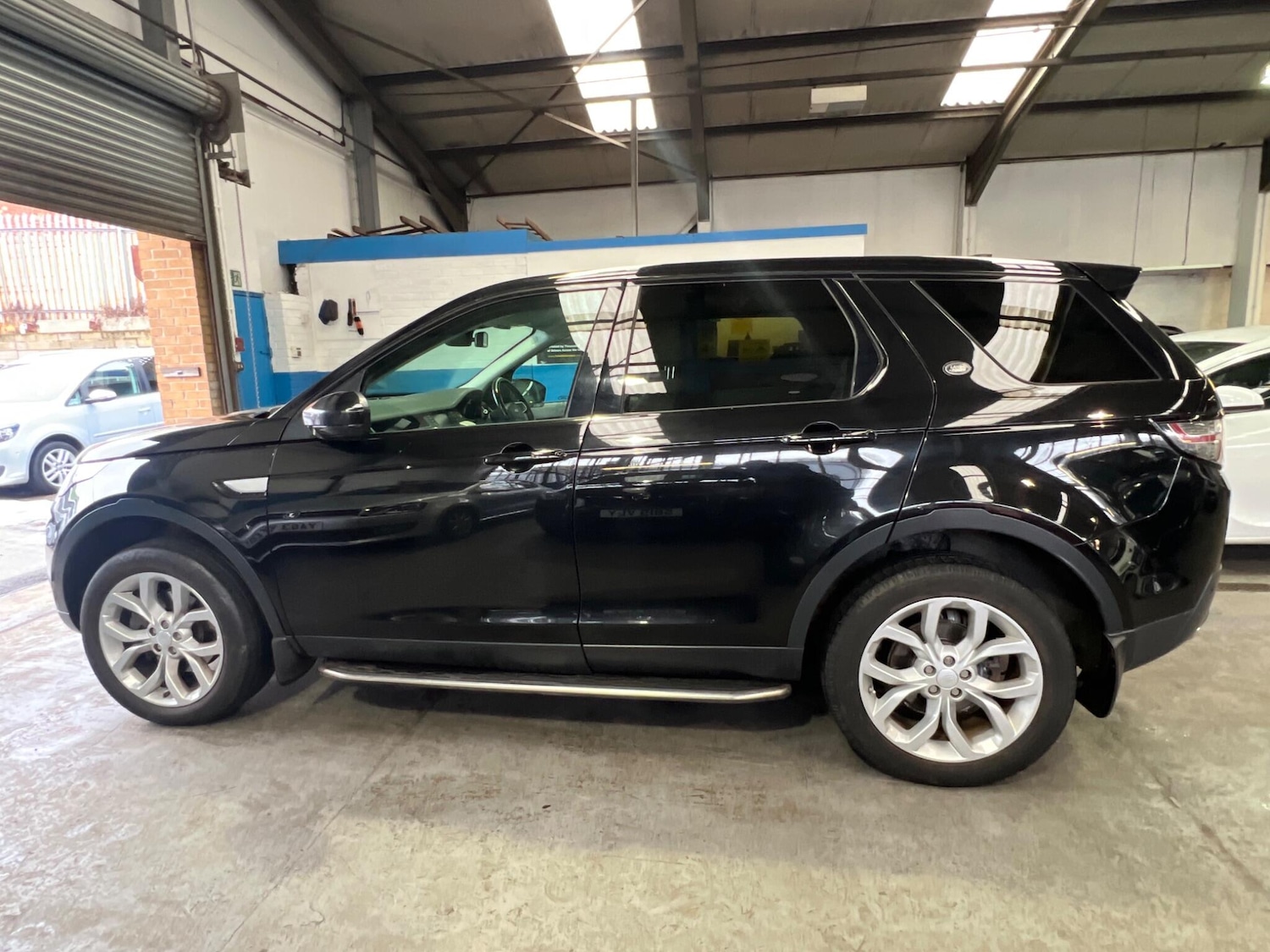 Used Land Rover Discovery Sport 2017 for sale - 77156010: Photo 11