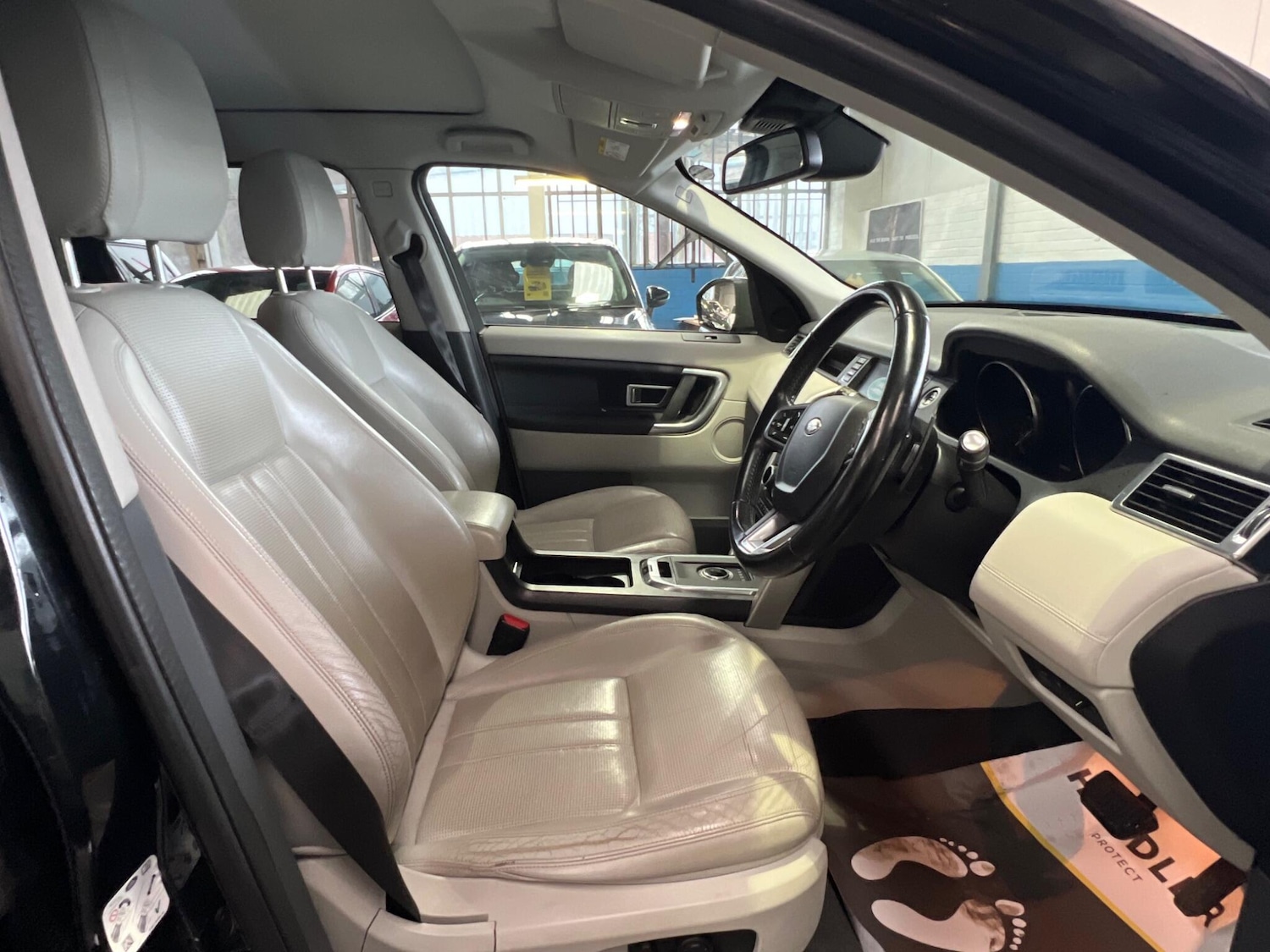 Used Land Rover Discovery Sport 2017 for sale - 77156010: Photo 21