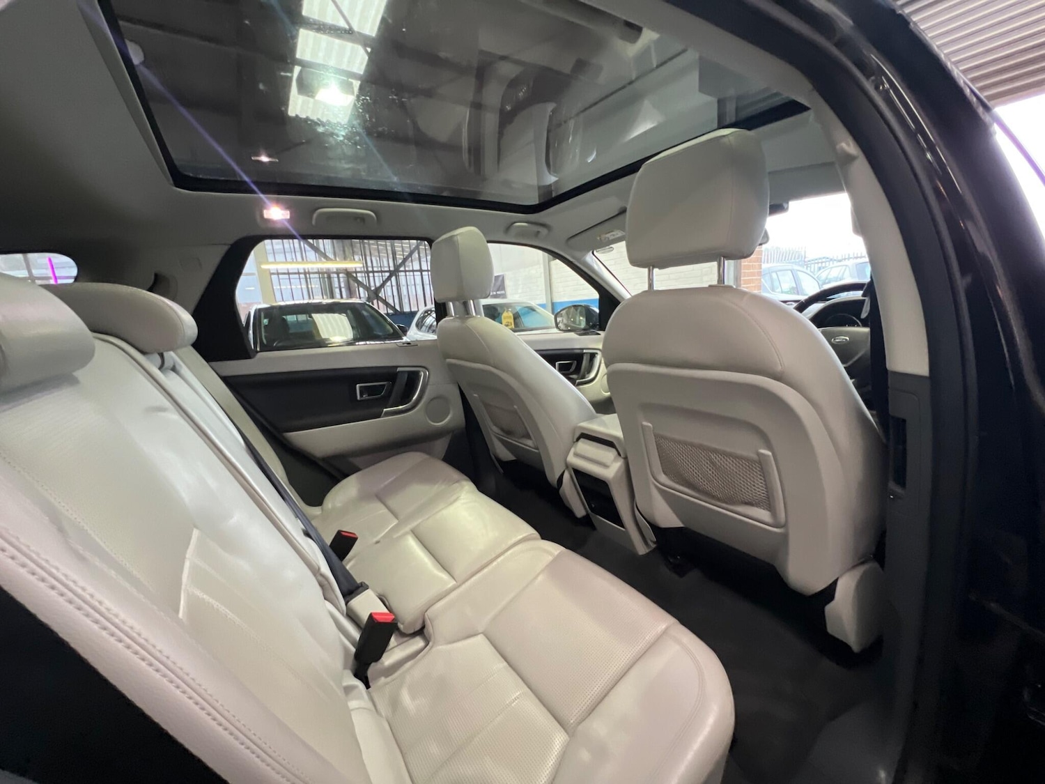 Used Land Rover Discovery Sport 2017 for sale - 77156010: Photo 23