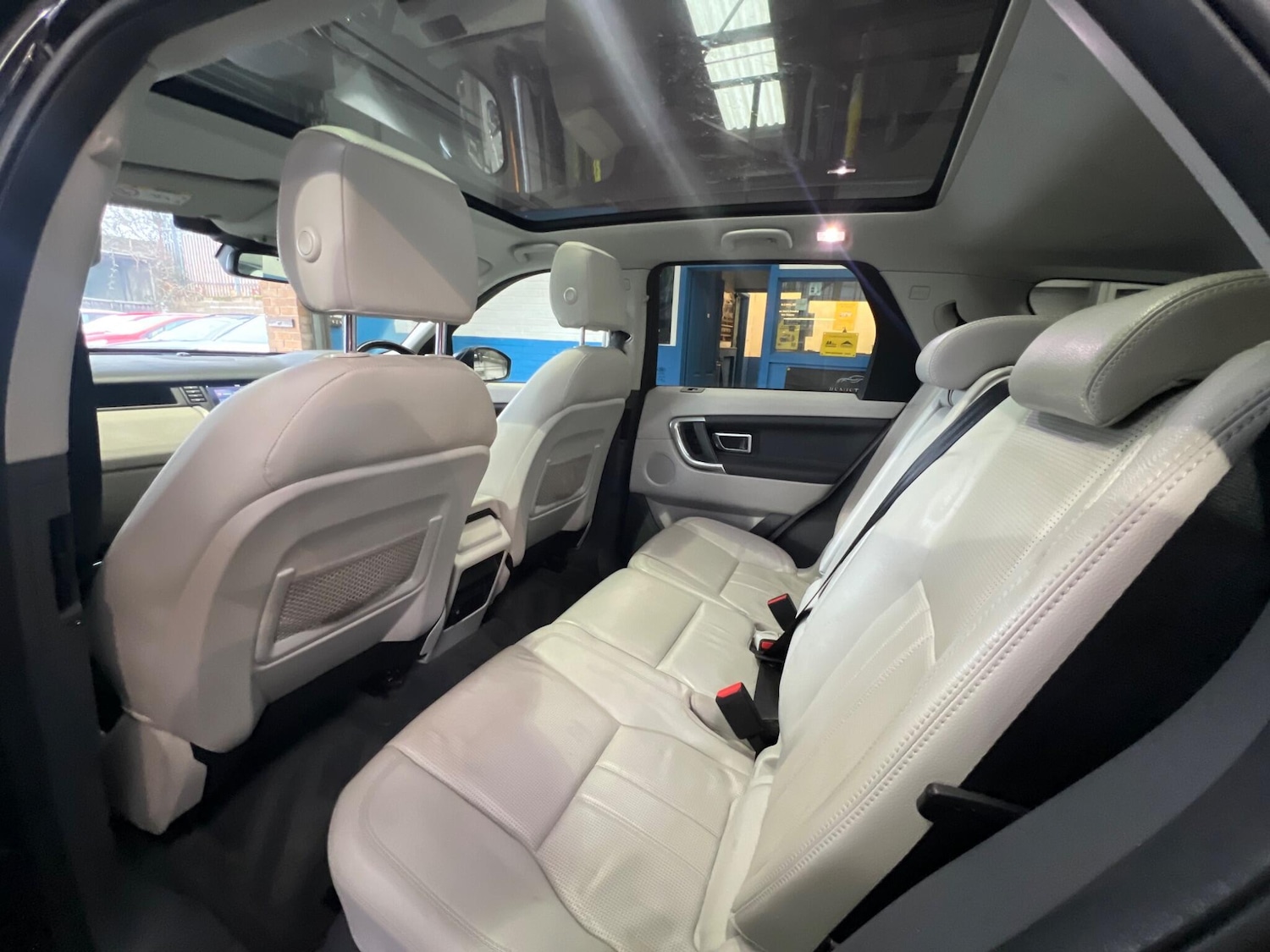 Used Land Rover Discovery Sport 2017 for sale - 77156010: Photo 26