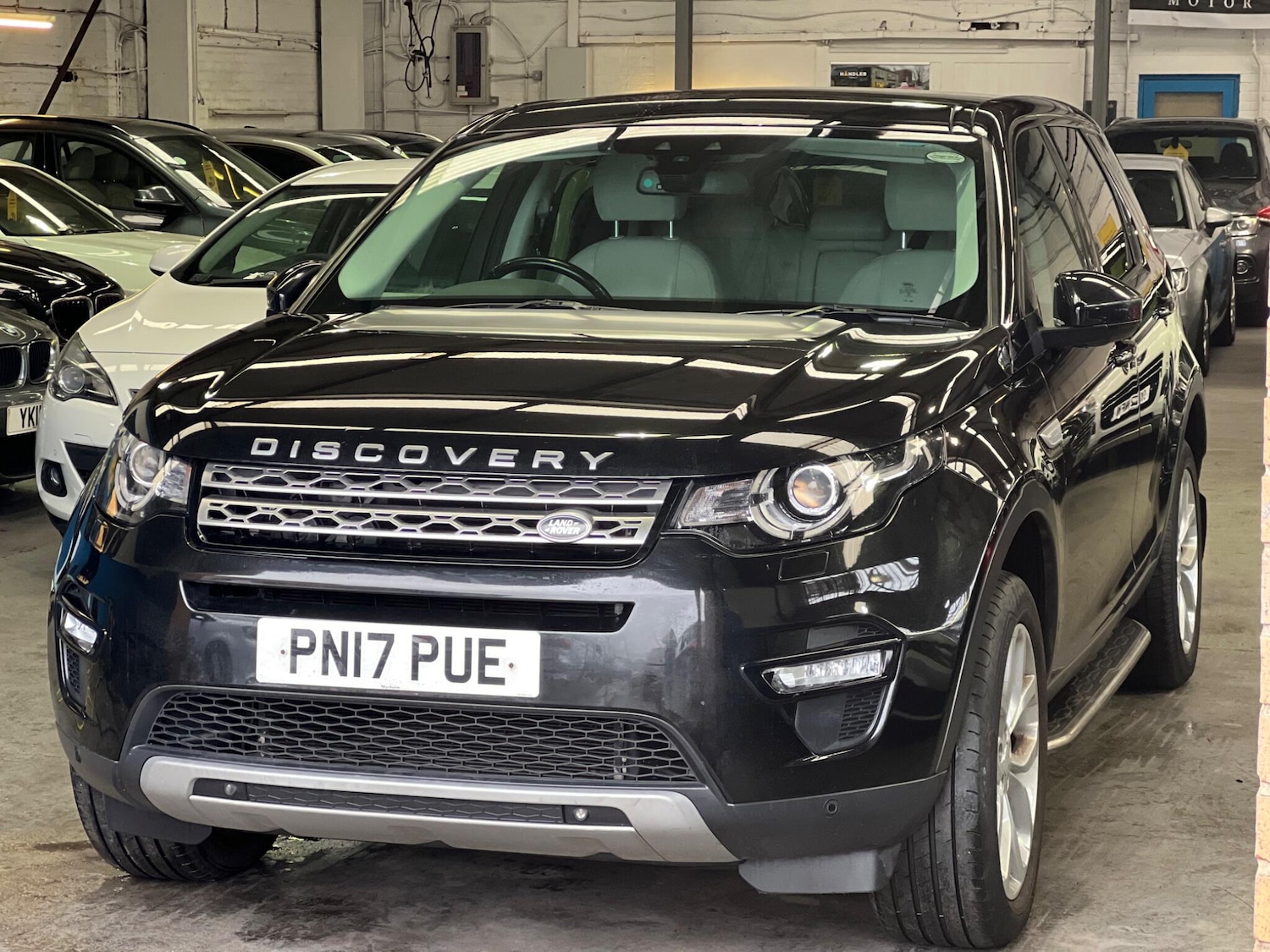 Used Land Rover Discovery Sport 2017 for sale - 77156010: Photo 3