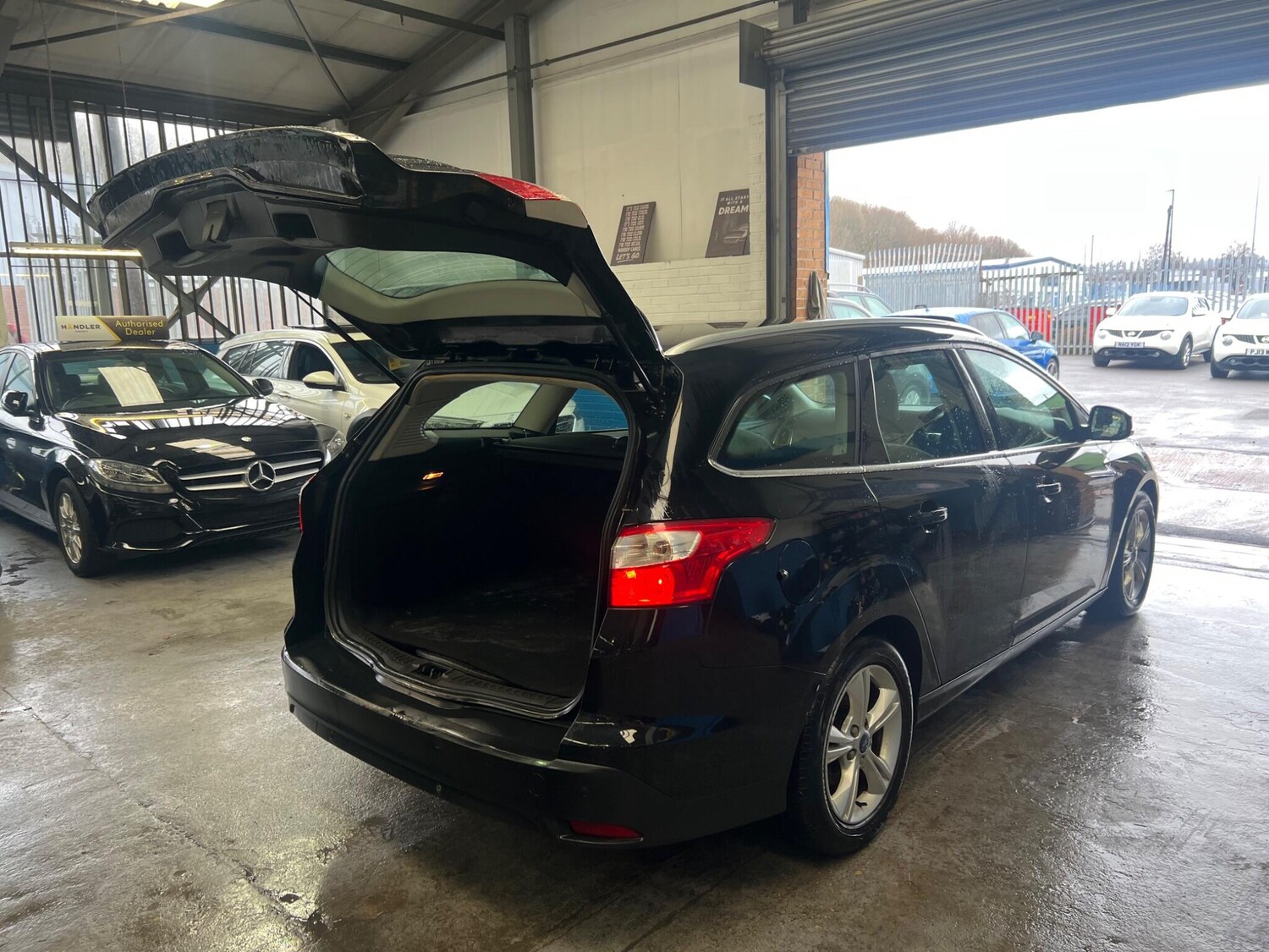 Used Ford Focus for sale - 77484406: Photo 15