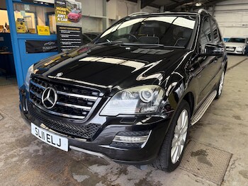 Used Mercedes-Benz M Class 2011 for sale - 77696246: Photo