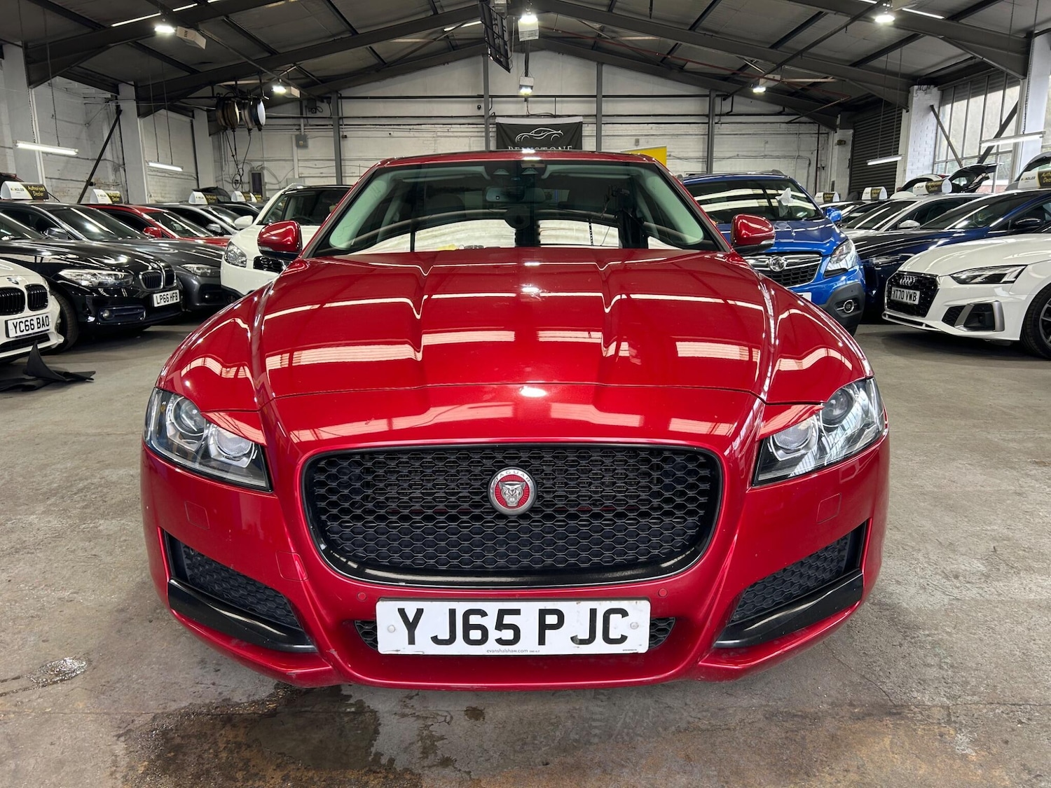 Used Jaguar XF 2015 for sale - 78204438: Photo 2