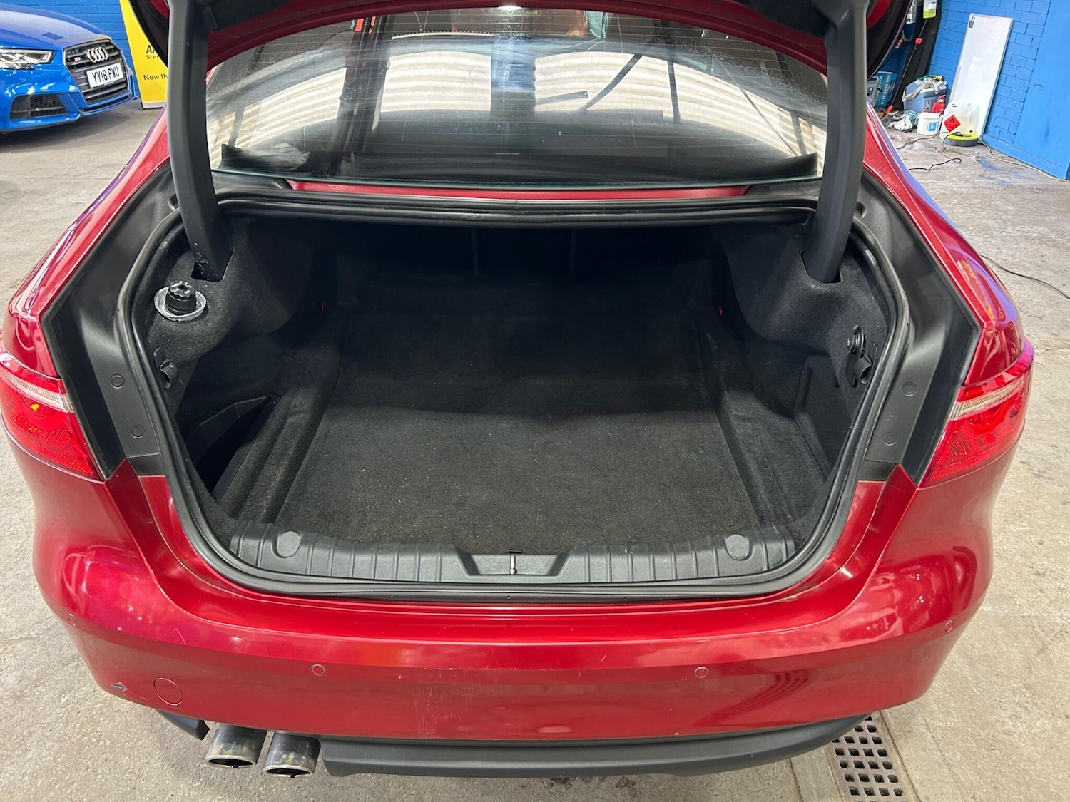 Used Jaguar XF 2015 for sale - 78204438: Photo 25