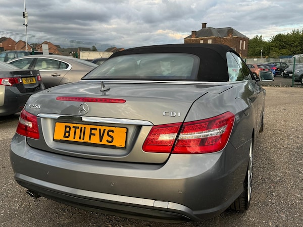 Used Mercedes-Benz E-Class 2011 for sale - 76209505: Photo 10
