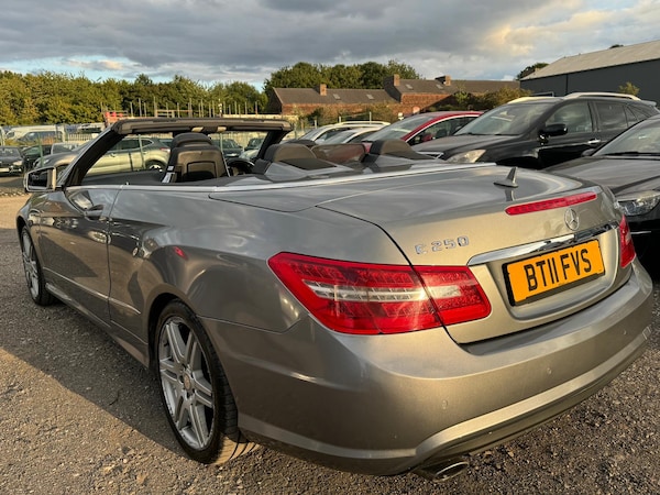 Used Mercedes-Benz E-Class 2011 for sale - 76209505: Photo 15