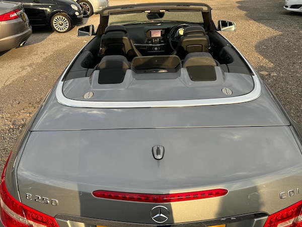 Used Mercedes-Benz E-Class 2011 for sale - 76209505: Photo 19
