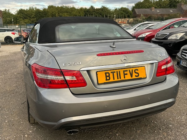 Used Mercedes-Benz E-Class 2011 for sale - 76209505: Photo 7