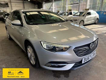 Used Vauxhall Insignia 2017 for sale - 79212587: Photo