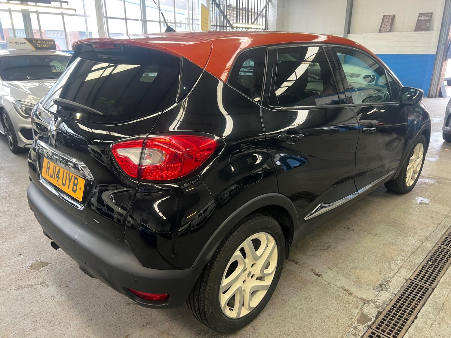 Used Renault Captur 2014 for sale - 77440502: Photo 10