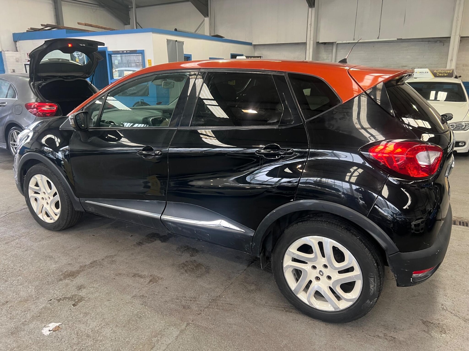 Used Renault Captur 2014 for sale - 77440502: Photo 8