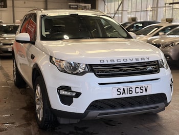 Used Land Rover Discovery Sport 2016 for sale - 79374651: Photo