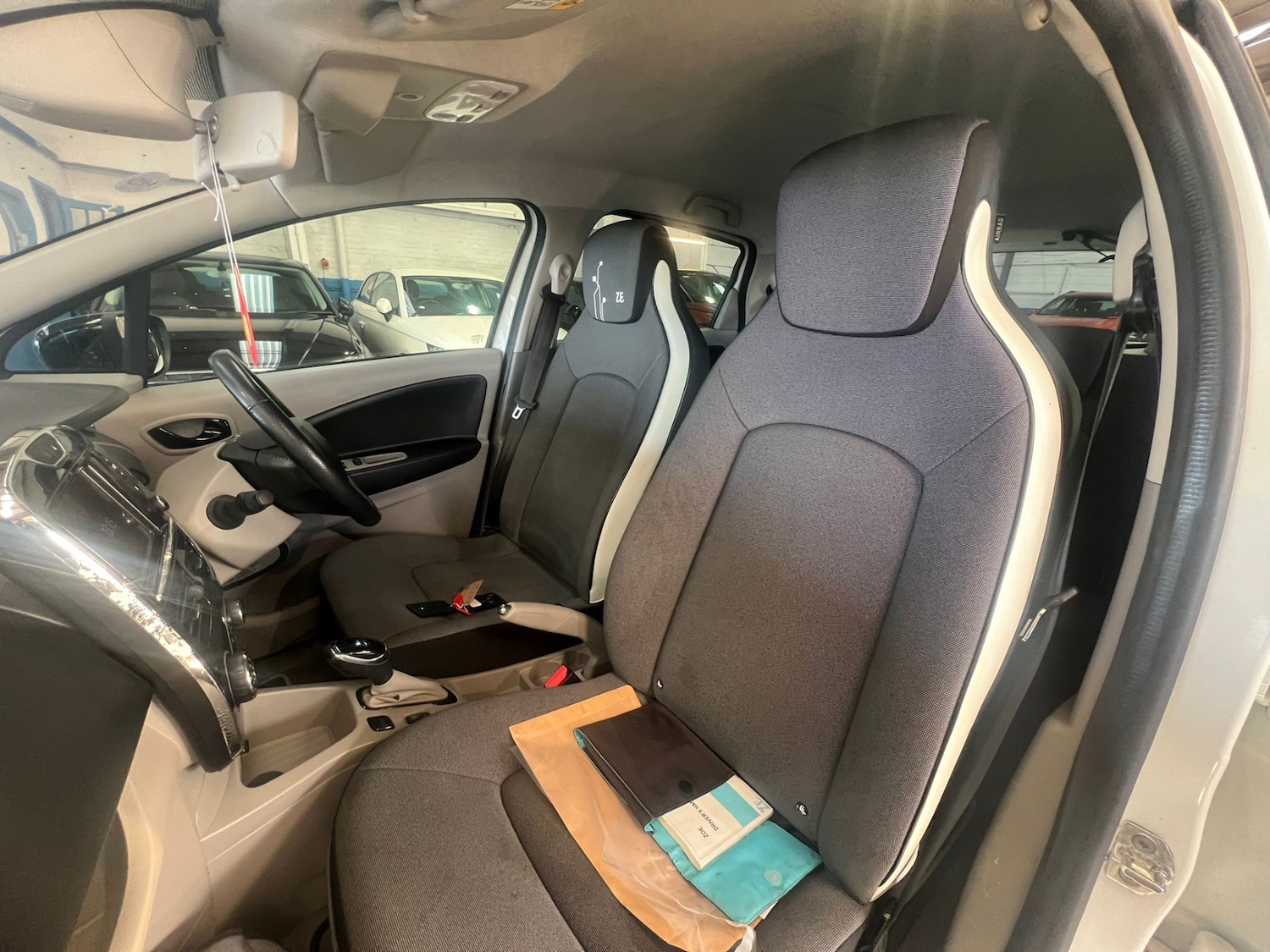 Used Renault Zoe 2015 for sale - 76798993: Photo 29